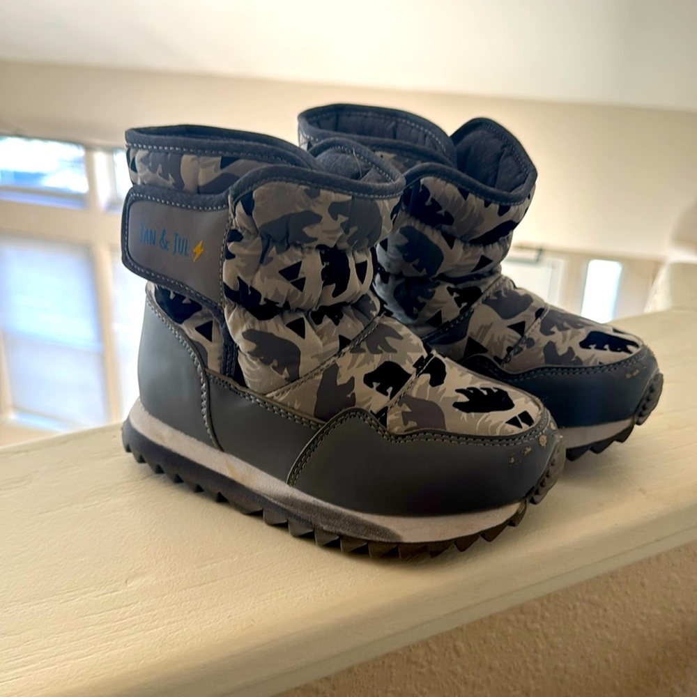 Jan & Jul Short Puffy Winter Boots